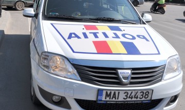 Razii în trafic şi controale la societăţi comerciale